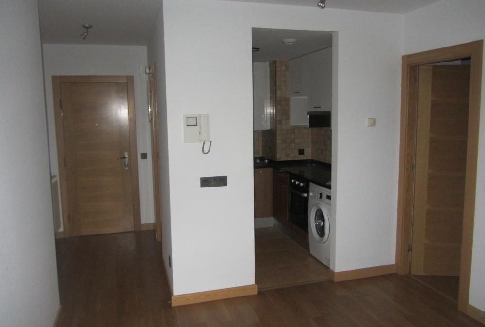 A Estrenar, calle peatonal. ANTES 75.000 €
