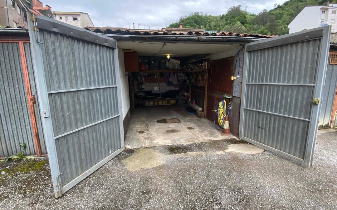 Garaje Venta Sotrondio, San Martin Del Rey Aurelio